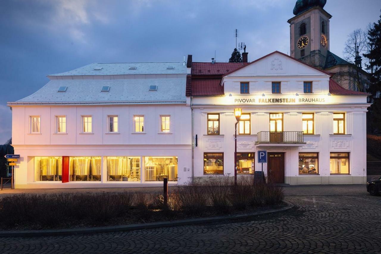 Hotel Dum U Sipku Krásná Lípa Exterior foto